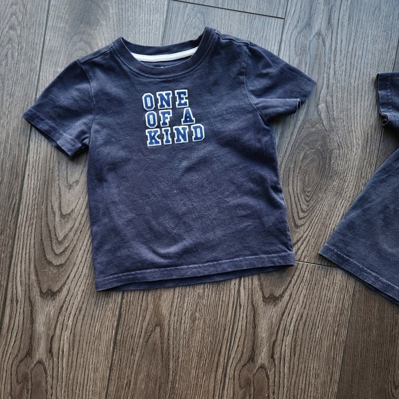 Janie and Jack 'One of a kind' and 'Jet Set Go' tees, 3t - Picture 4 of 6